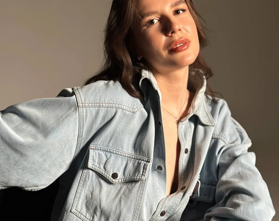 Nika_Shvets Offline XXX Chat