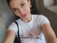 FLAKIS18 live XXX chat