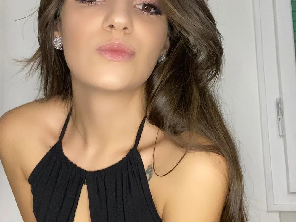 ITALIA_BELLA's Offline Chat Room