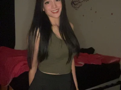 Scarletskyee Female Smallaudience Live Cam Nude