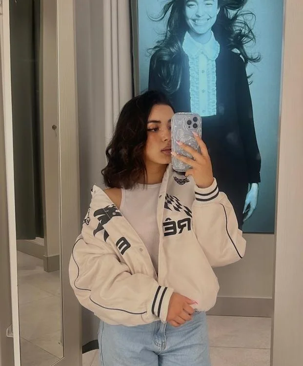 Офлайн-чат XXX Emily-14