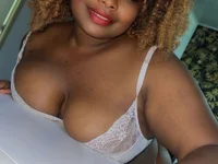 Model isabella_brown1