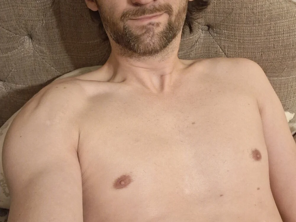 lewis7869 離線 XXX 聊天