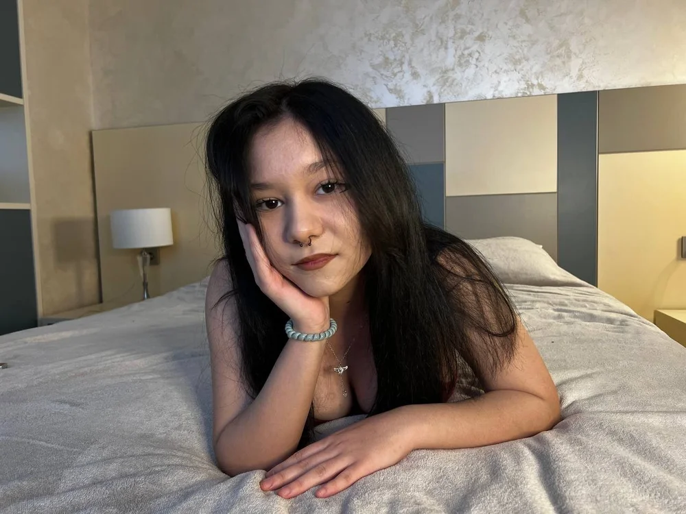 Ice_pikmi's Offline Chat Room
