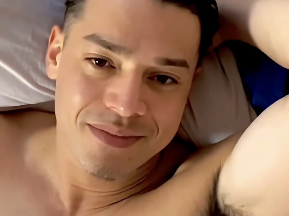 Latin96lover Chat XXX offline