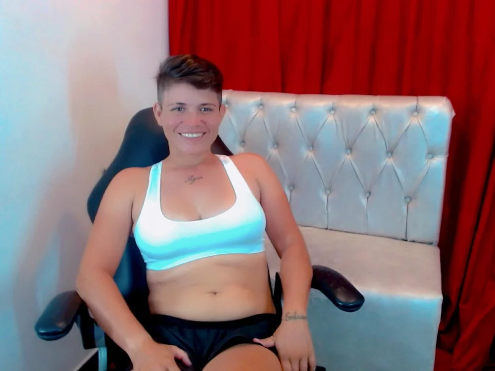 Alison_Smitt's Offline XXX Chat