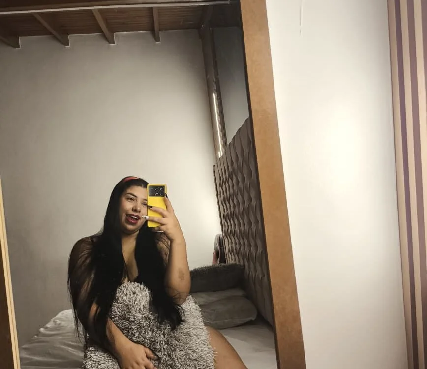 Miilu_Gomez offline chatrum
