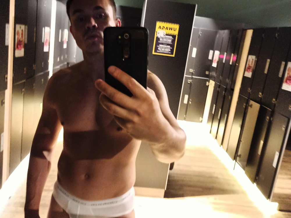 Offline chatovací místnost StripPoznan