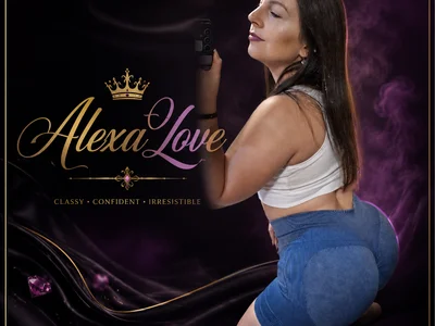 AlexaLove Female Stripteaselatin Striptease Webcam
