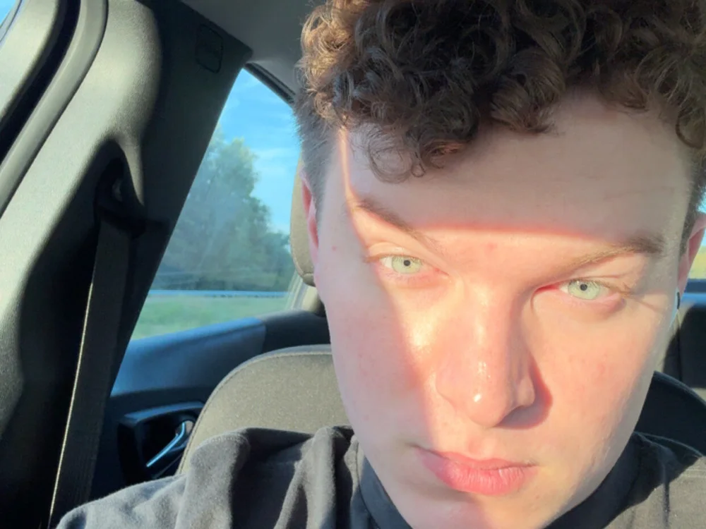 Offline chatovací místnost college_guy02