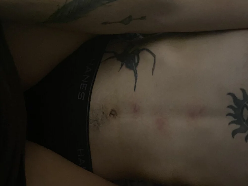 _iluvatar_ Offline XXX-Chat