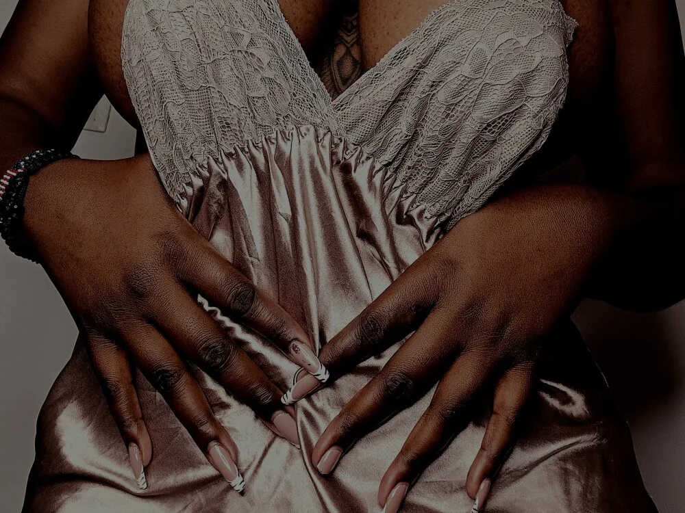 Iambombshell offline XXX-chatje