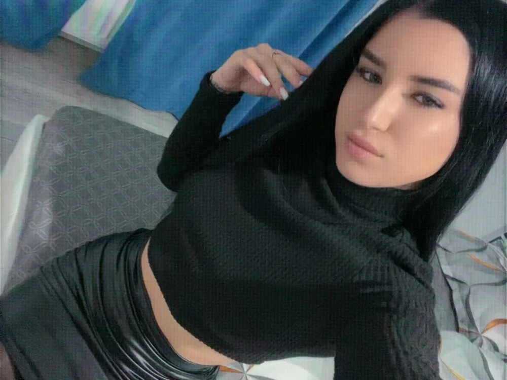 NikyAndersonn Offline XXX chat