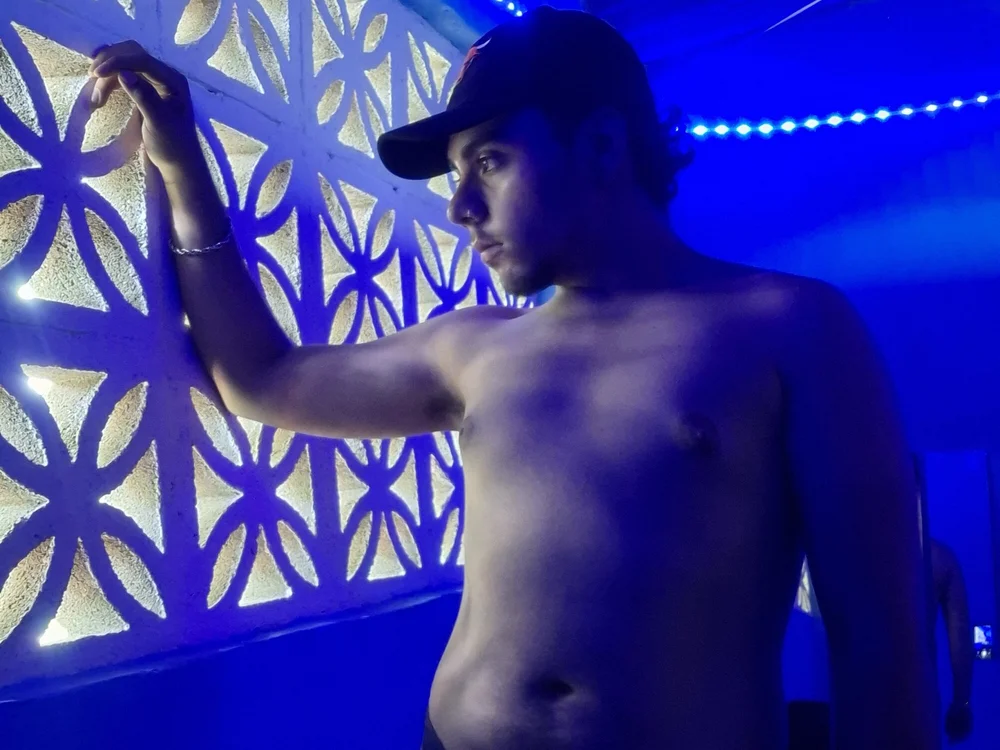 Offline chatovací místnost Narcisso