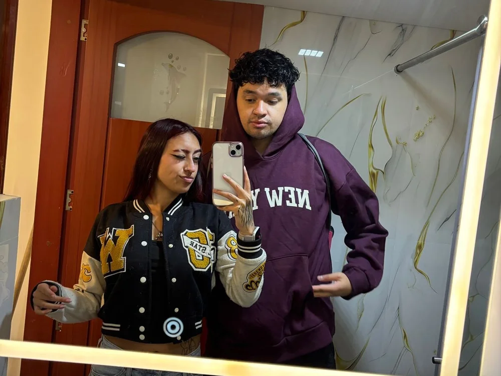 zelda_kuro's Offline XXX Chat