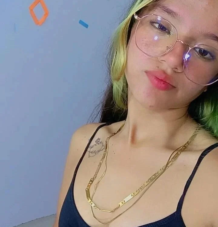 Офлайн-чат XXX Antonella_vargas_E