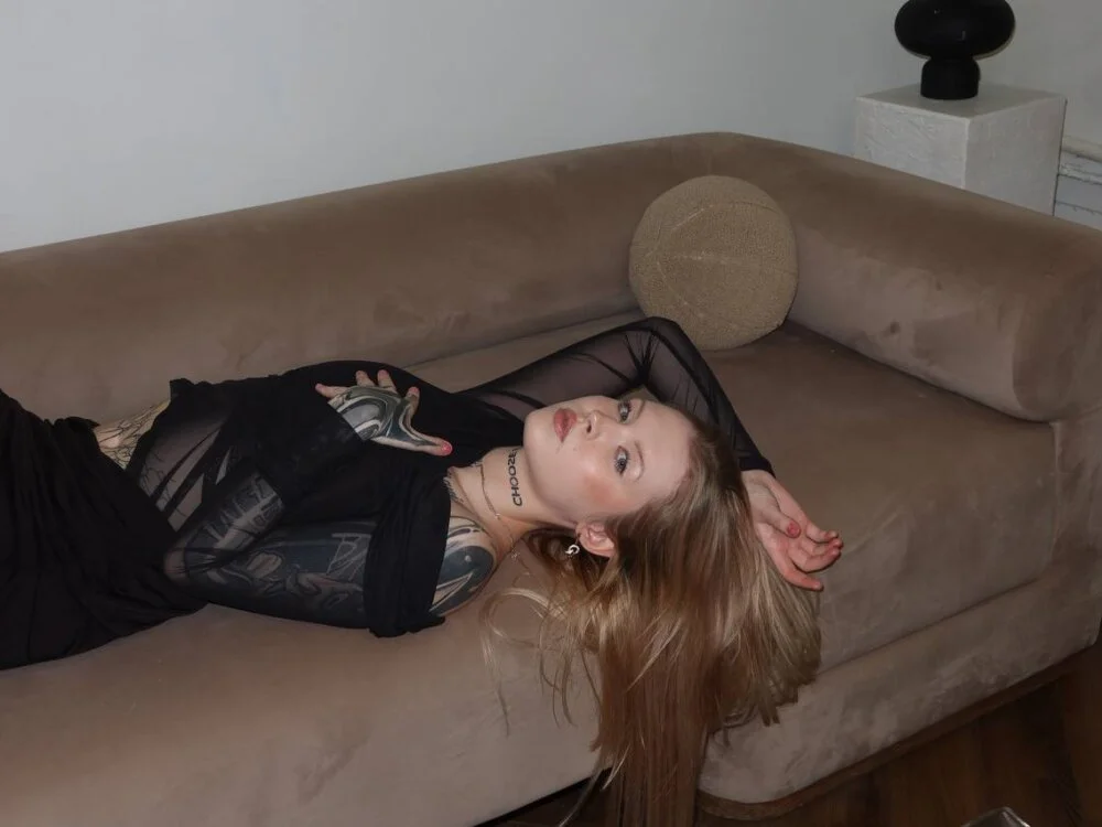 Offline XXX chat candy_kattee