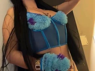 Queen_aanal Female Masturbation Webcam Striptease