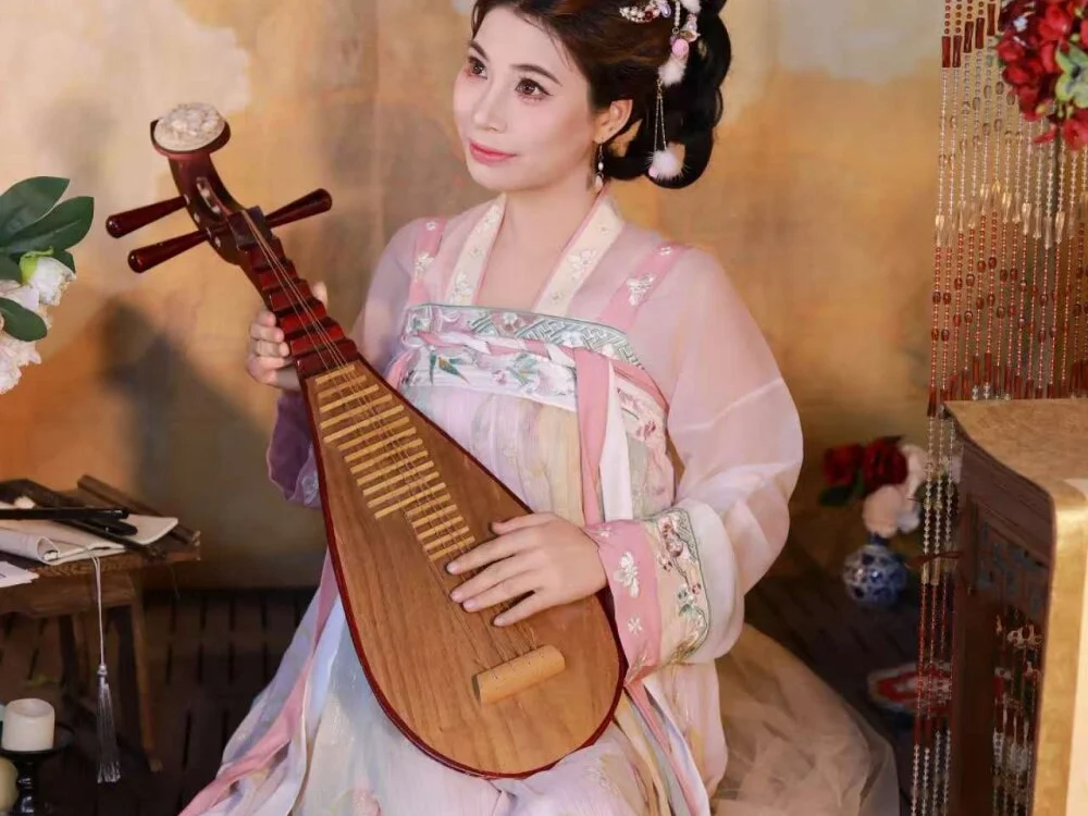 Alice_028 Chat XXX Ngoại tuyến