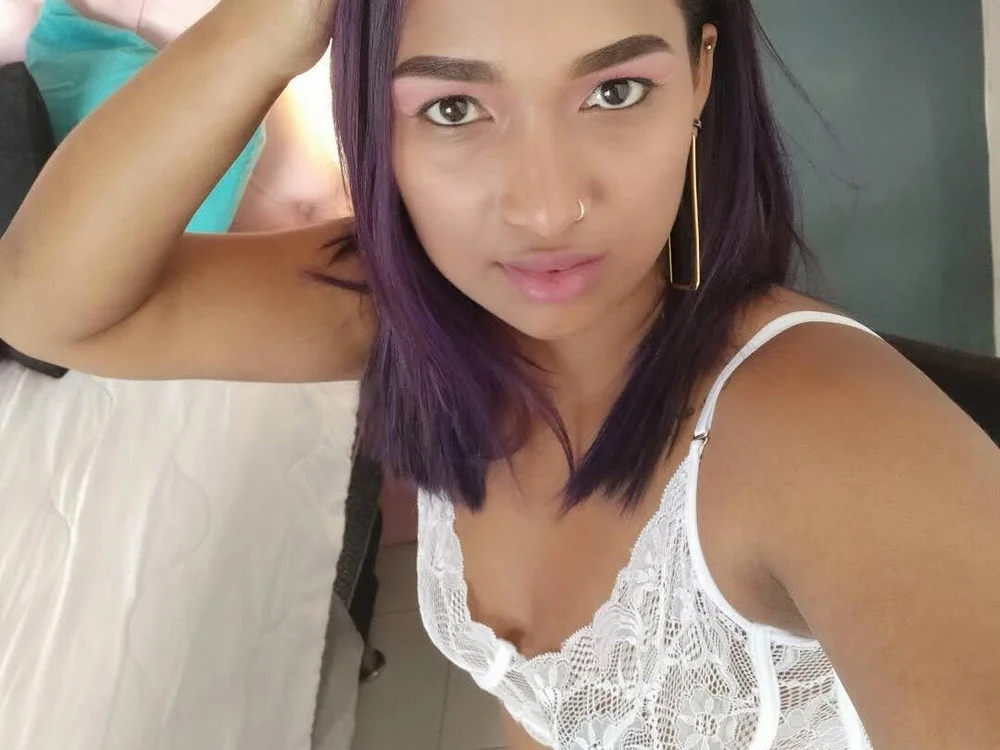 catalinasammy's Offline Chat Room
