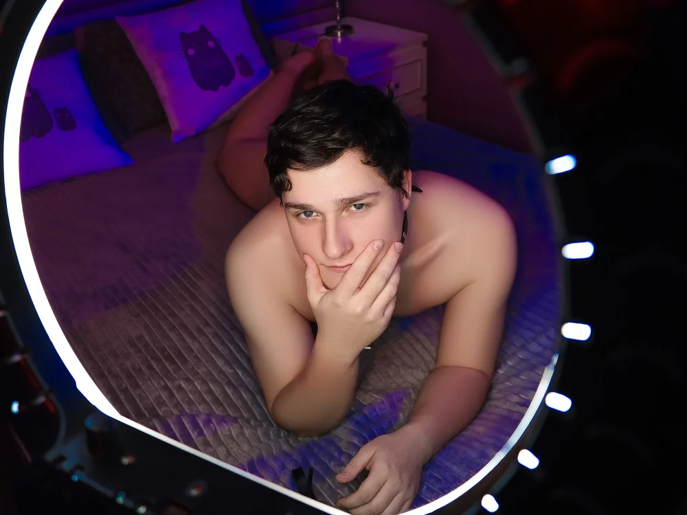 PollTomson's Offline Chat Room