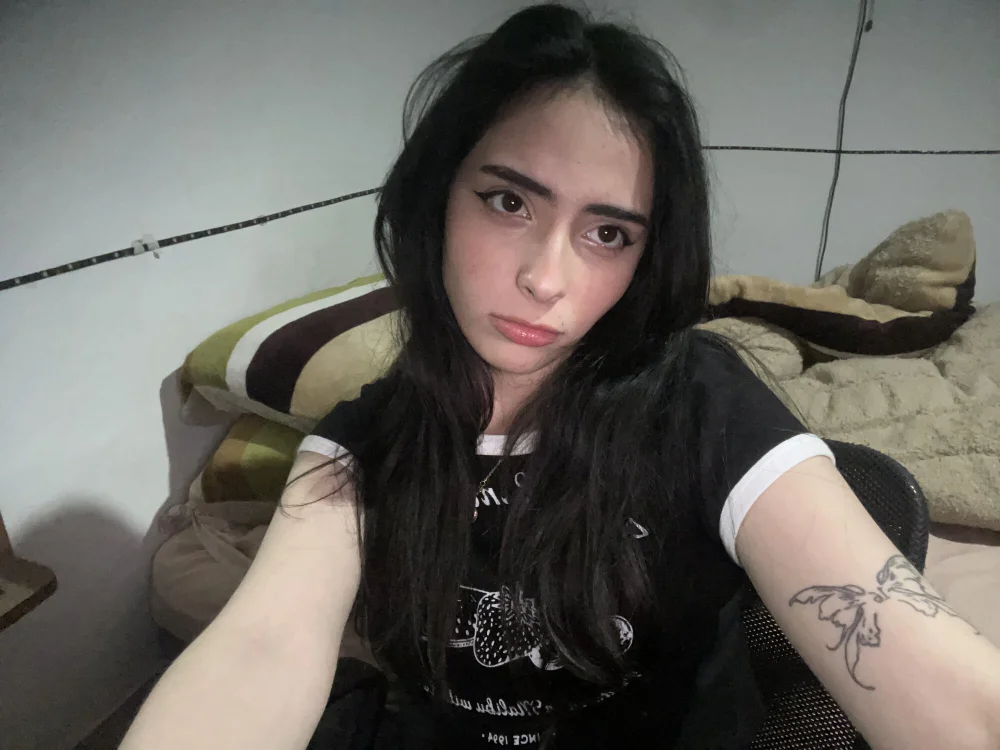 Imimiii's Offline Chat Room