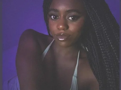 Zuryortega Female Newebony Online Webcam Striptease