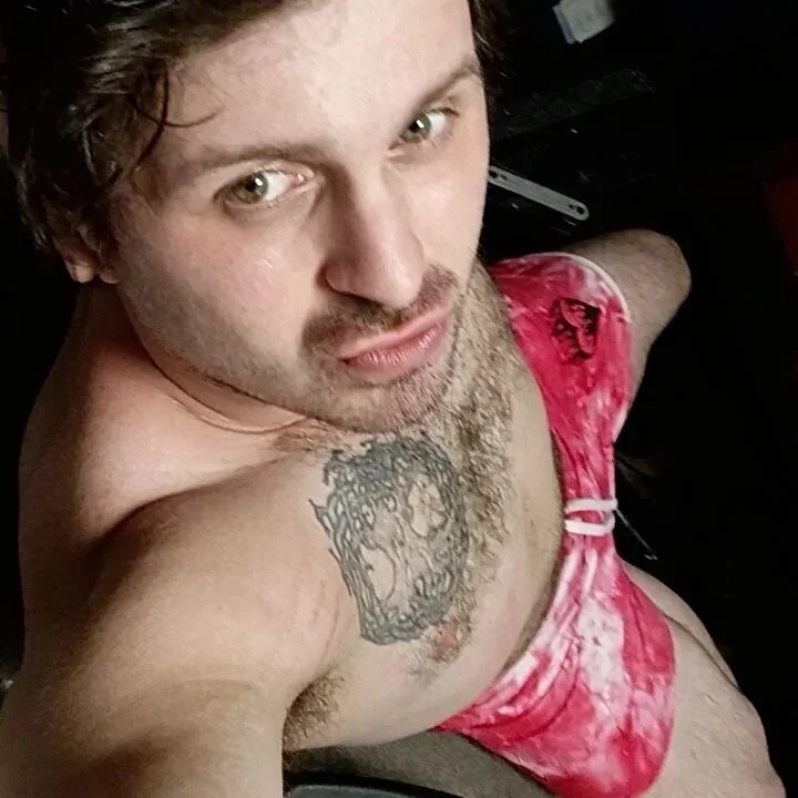 Lizzykaypetite87 offline chatrum