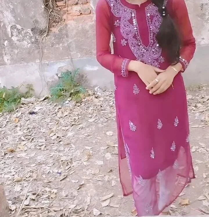 neha-55's Offline XXX Chat