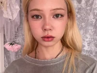 XXX chat uživo modela LinaFloww