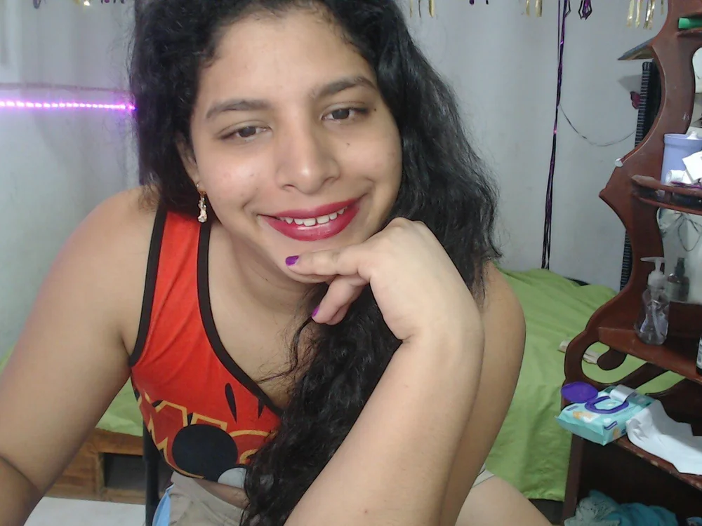 sexyhot20xxx's Offline XXX Chat