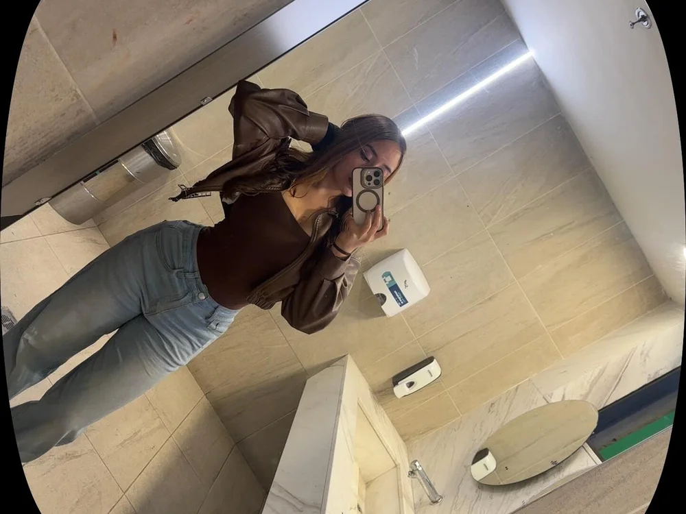 Chatroom XXX en direct de MiaaBlaze