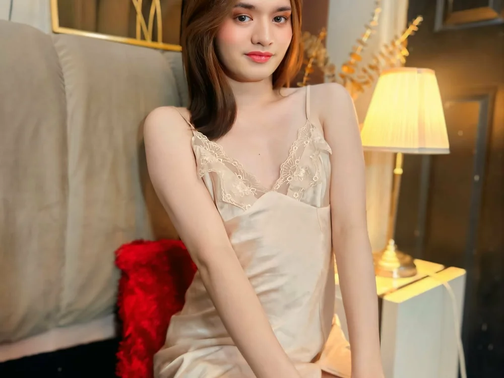 Lily_WildFlower Obrolan XXX Offline