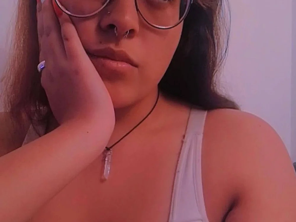 Alexis_Brown1 offline chatrum