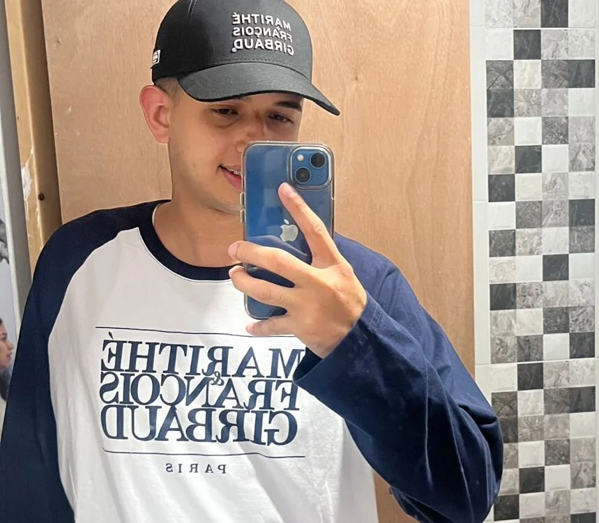 angelvergon22: офлайн-секс-чат