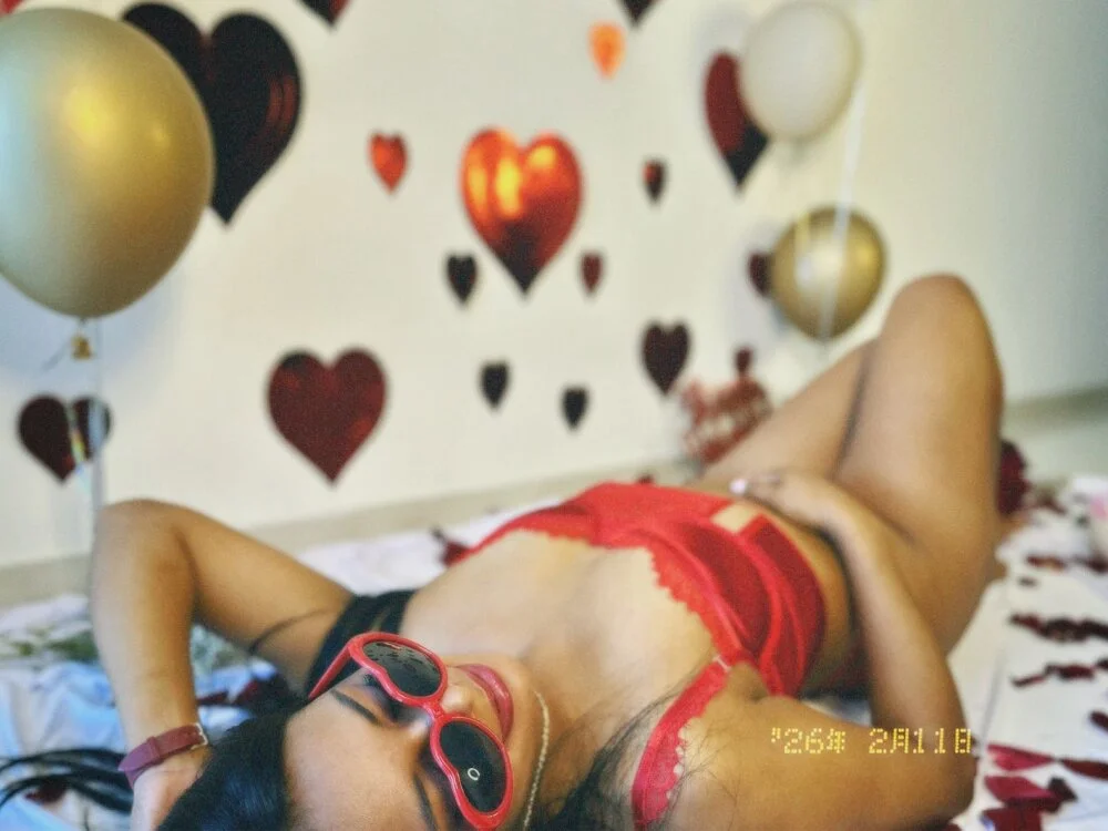 LYA_SWEETX Offline XXX-Chat