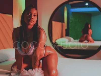 Kendy_Wilkinson webcam livesex profile in ebony cams