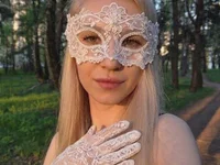 LunaWhiteX live cam