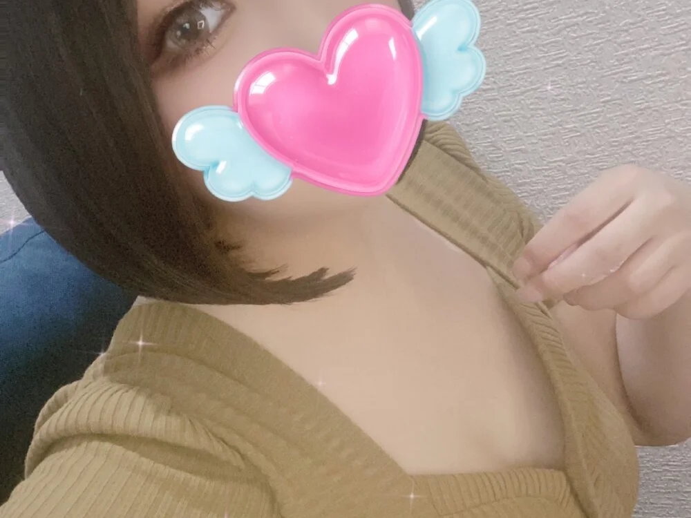 momosiri_peroperoのオフラ  インXXXチャット