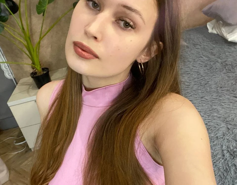 Sofii_Ly Chat XXX offline