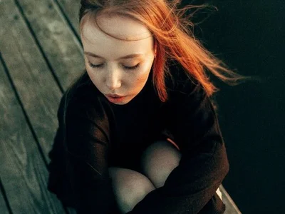 Elyayou - Girl 