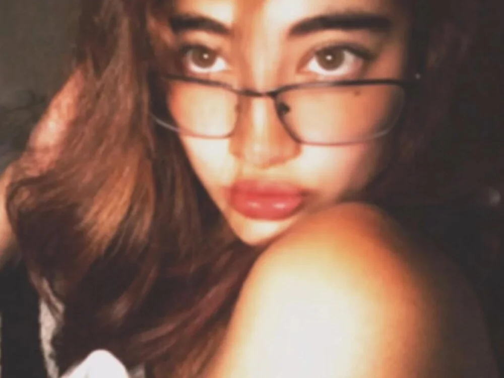 Scarlet_22_ – Live XXX-chat