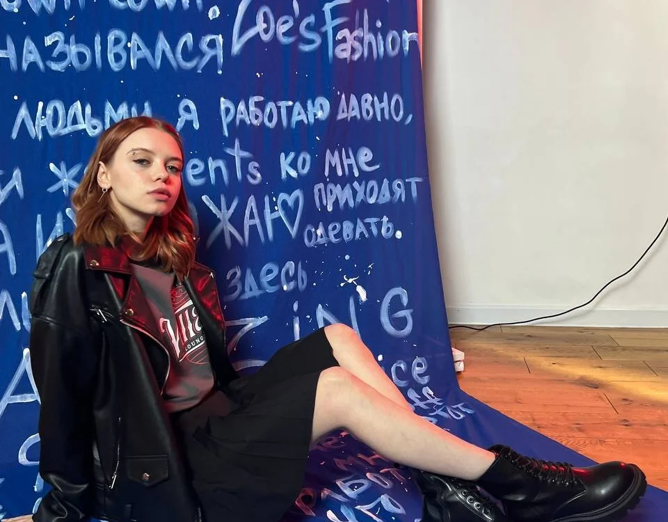 Moris_01_ Obrolan XXX Offline