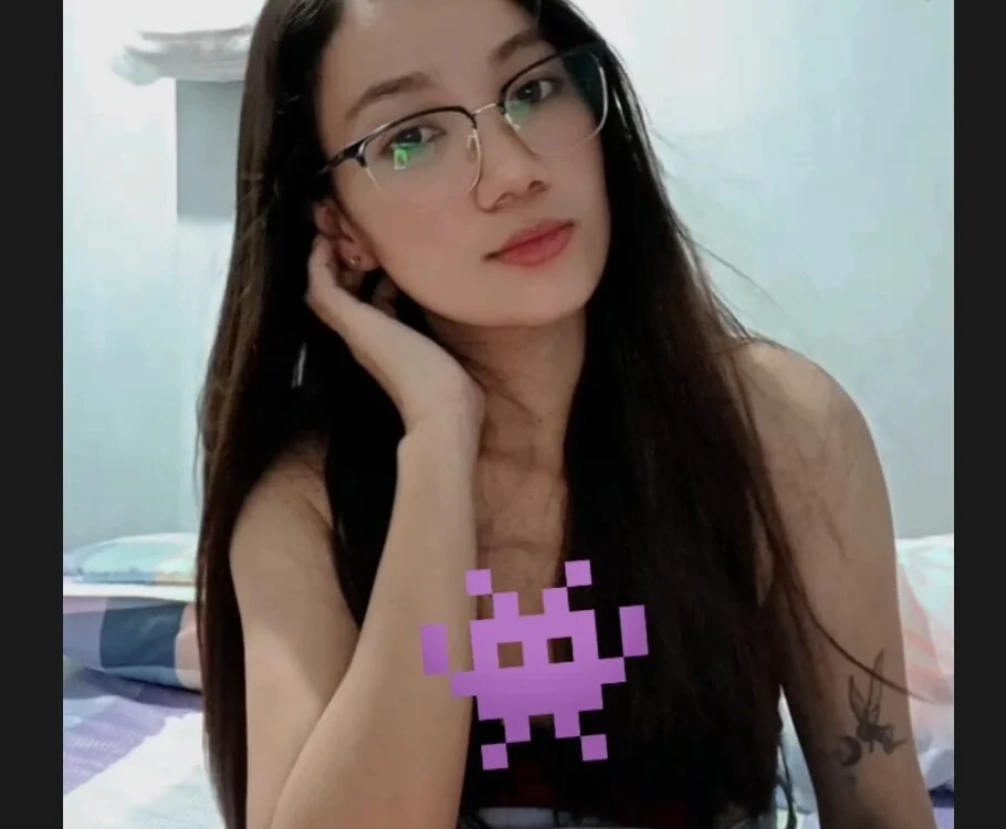 PrettySam1's Offline Chat Room
