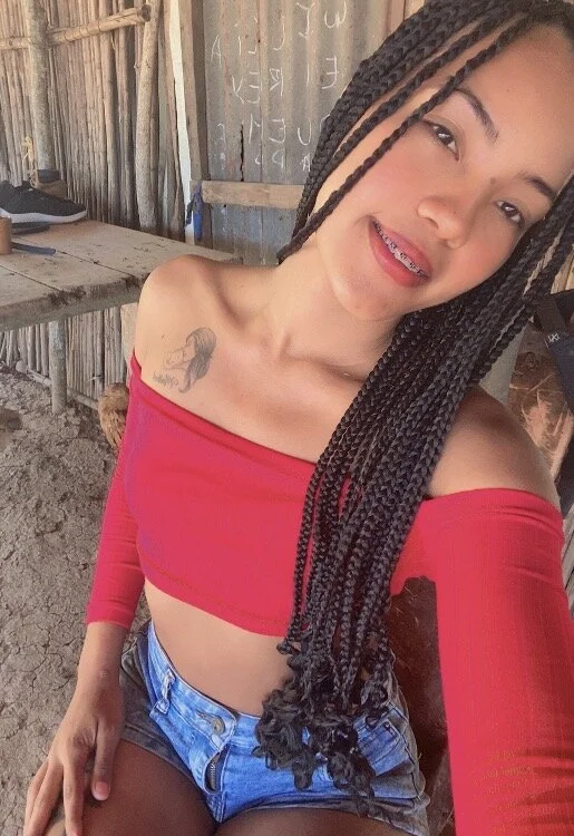 Brenda_Brie_'s Offline XXX Chat