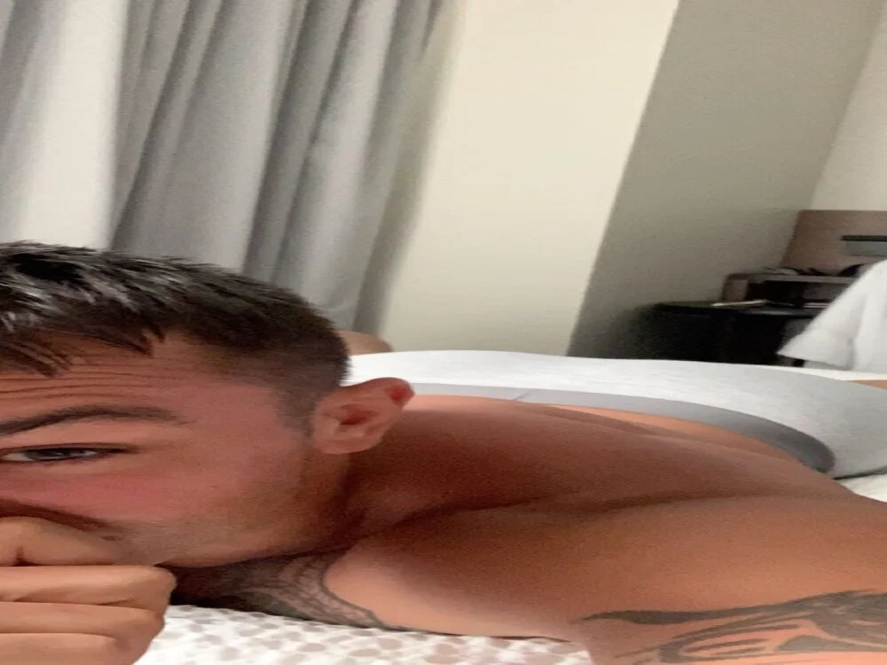 Chat XXX offline de RomanTylers11