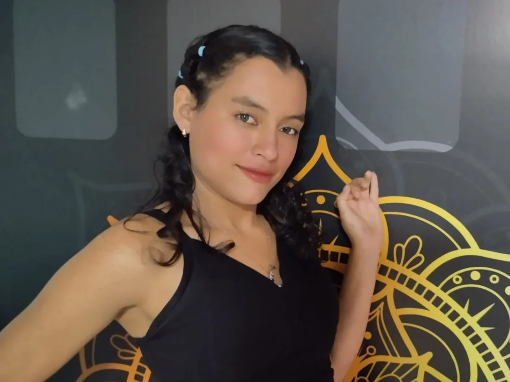 chanelhot707rs' Offline XXX Chat