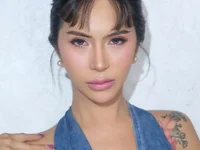 Model Lady_Riley