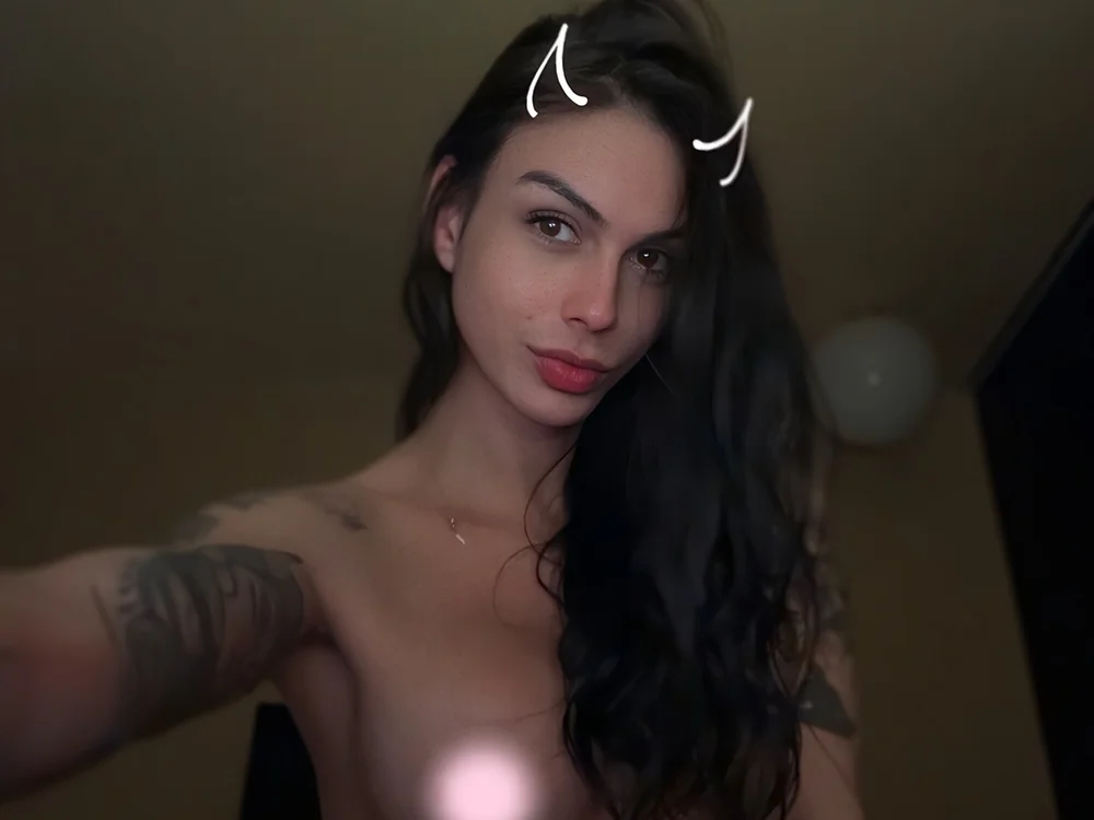 Barbie_Porn_Model 오프라인 XXX 채팅