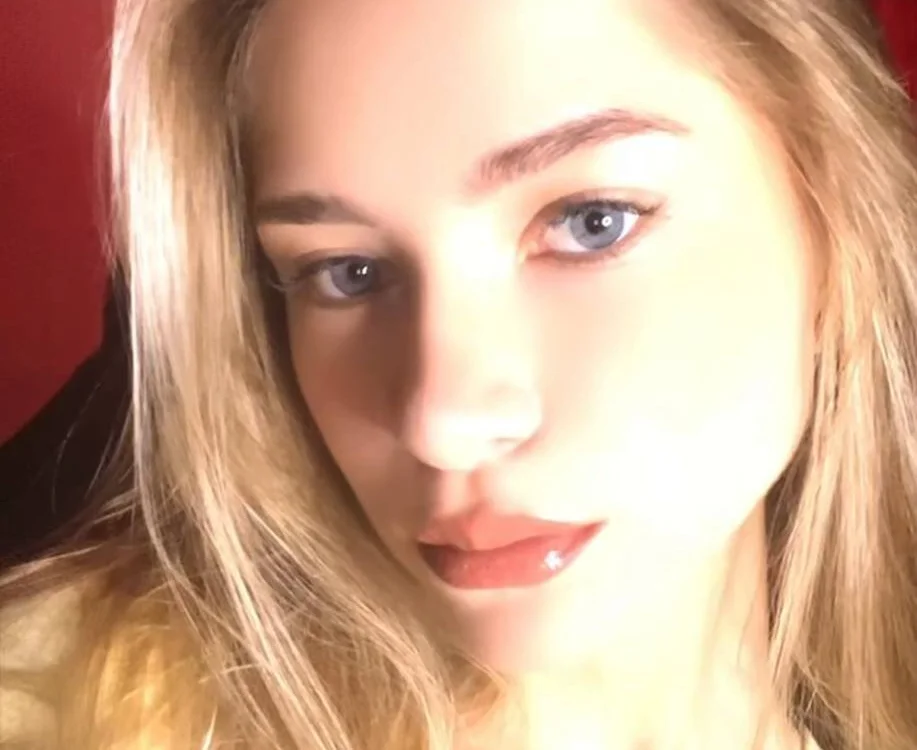 JesicaMortensen's Offline XXX Chat